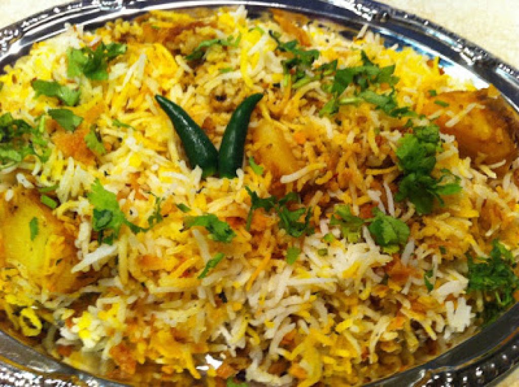 वेजिटेबल बिरयानी बनाने की विधि | Vegetable Biryani Recipe in hindi 2 Veg Biryani by Foodiepooja